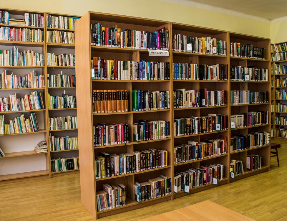 Magyarbóly könyvtár