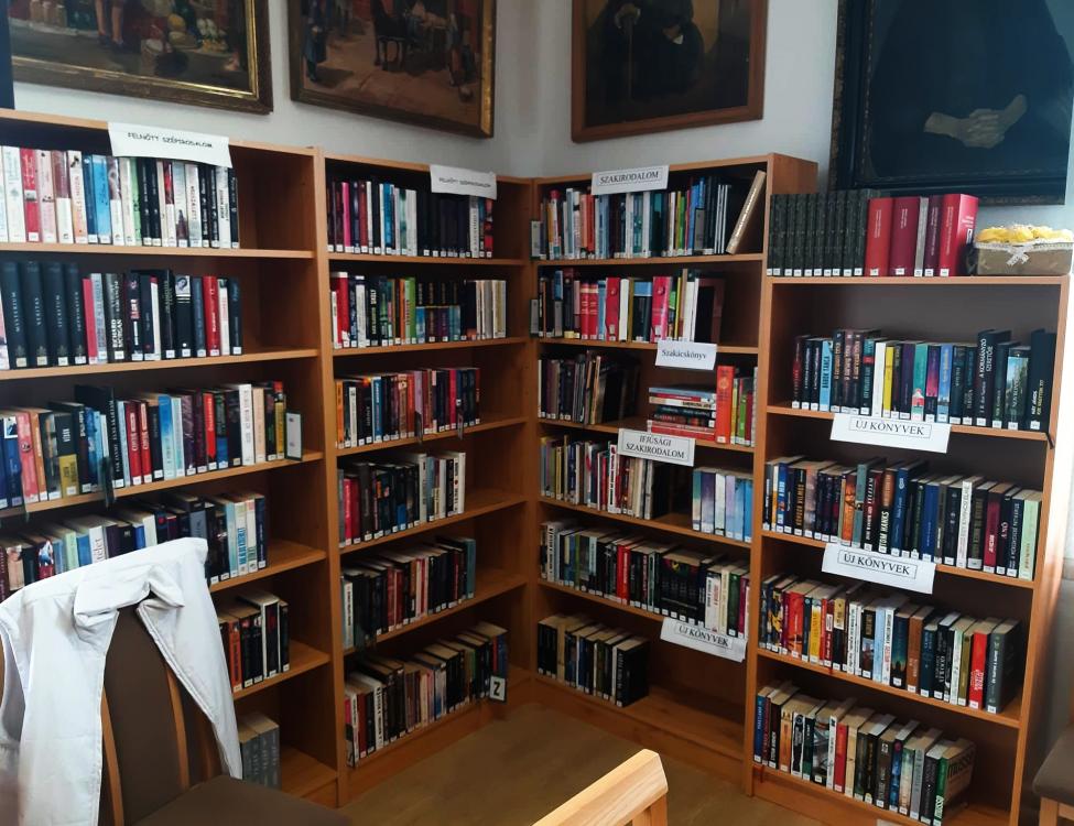 Szentlászló könyvtár